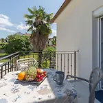Strandnahes Mit 60m2 Grossem Pool, Bbq, Liegen, Nur 800 Meter Zum * Poreč